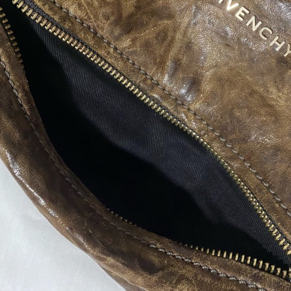 Givenchy Tumbled Sheepskin Nano Pandora Bag - Picture 9 of 10